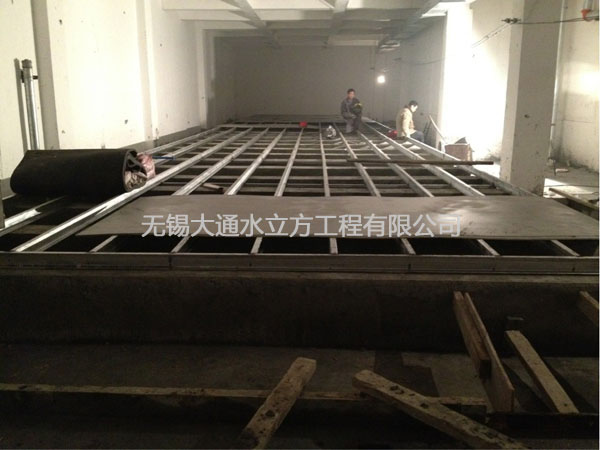 圣芭芭拉房产生活水箱钢架基础